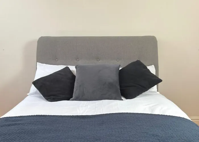 펜션 Modern 3-bed Townhouse Centre Free Parking