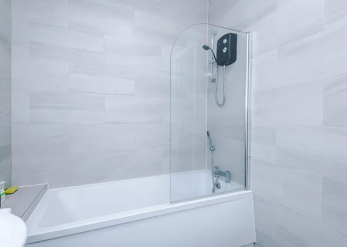 別荘 Kammili - 2bed House With Free Wifi & 15 Mins To Centre マンチェスター