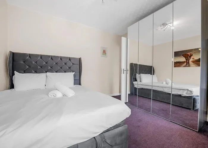 4 Bedroom In Northenden By Superhost Сasa de vacaciones Mánchester