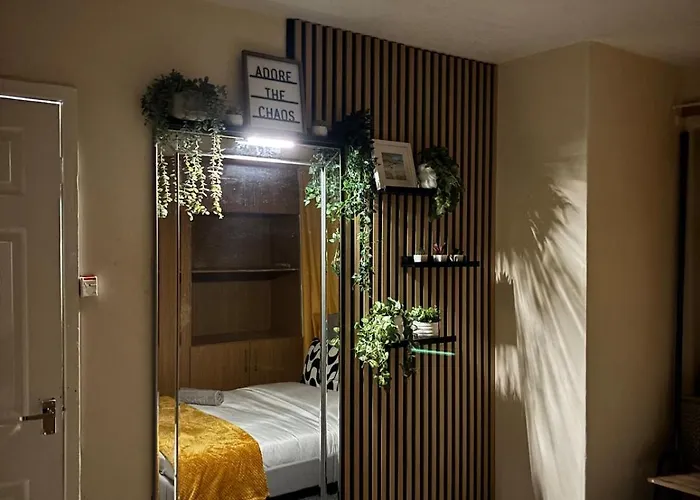 House In - G Escape - 21247 מנצ'סטר