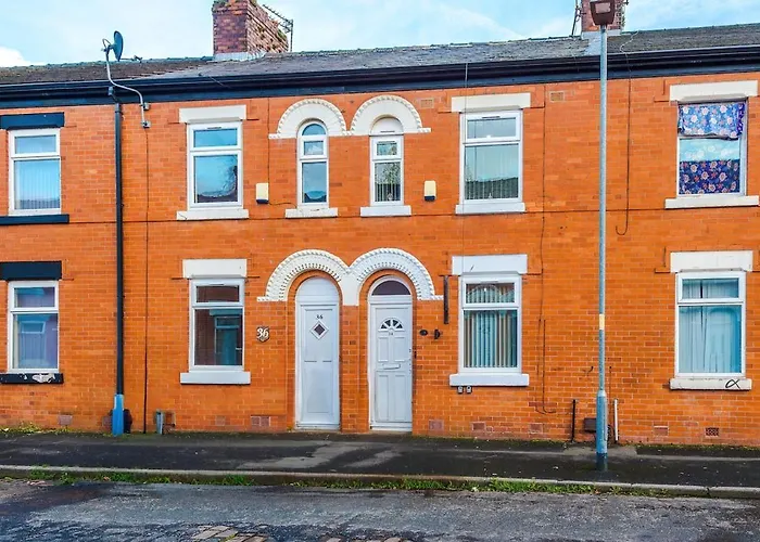 Kammili - 2bed House With Free Wifi & 15 Mins To Centre 別荘 *