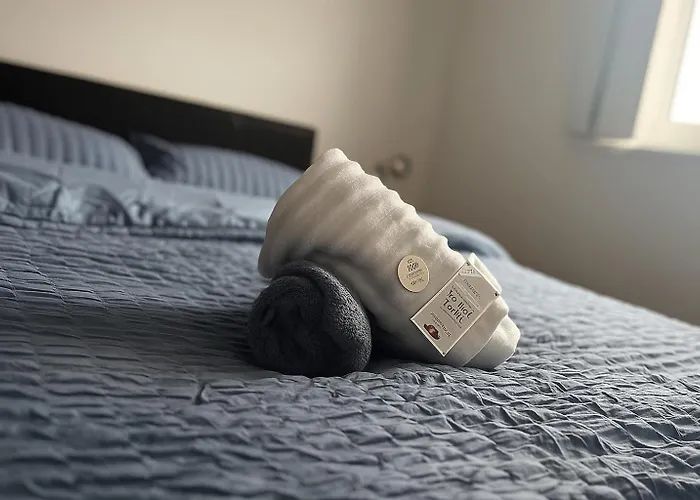 Joyful Group Living 2- Bed Near Piccadilly Apartament *