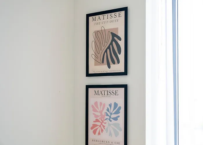 Sleeps 5 In Prime Spot Amenities Walking Distance, Business Long-term Travel, Contractor Friendly Διαμέρισμα *