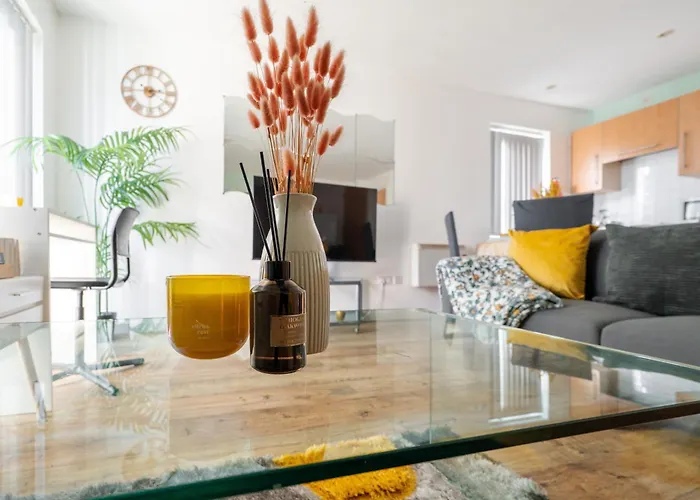 شقة Beehive Salford Quays Immaculate 1-bed Flat With Free-parking *