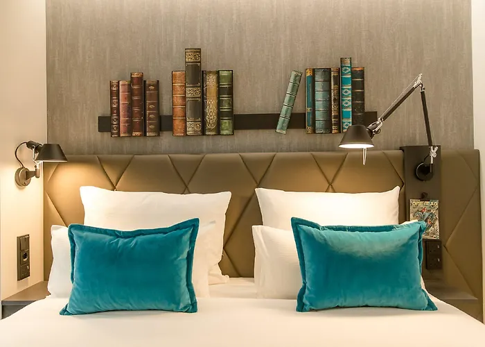 Hotel One Manchester-st. Peter´s Square 3*