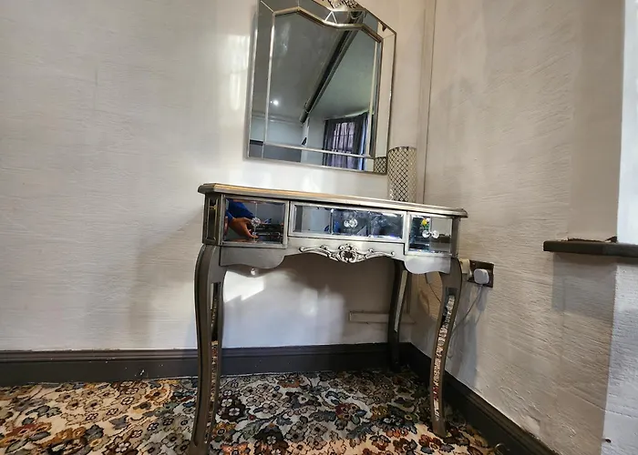 Luxury Free Wifi Old Trafford *