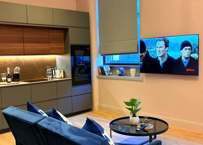 Hidden Gem Of Center