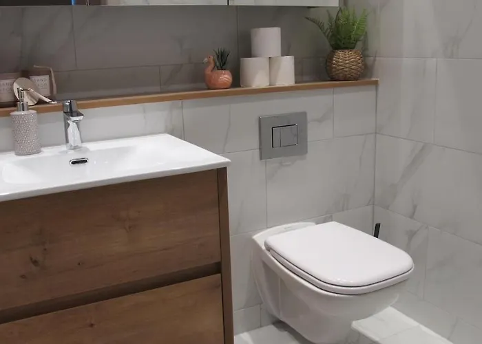 Hidden Gem Of Center