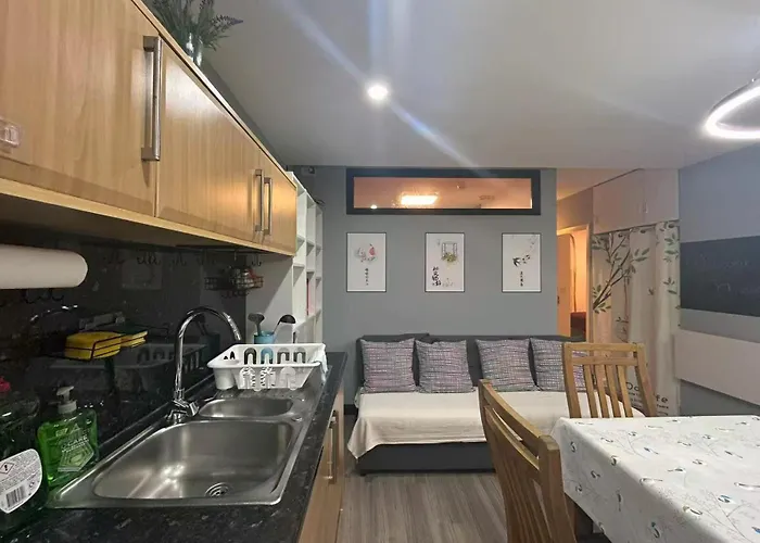 Flat With Free Secure Parking Appartamento