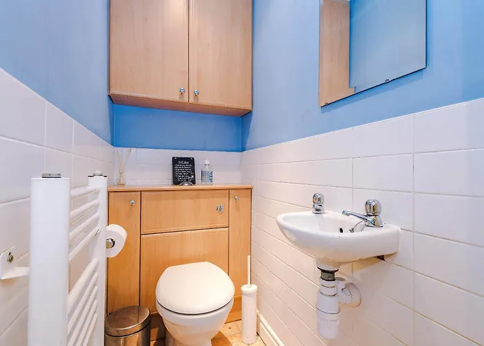 Luxury 5br Near Airport Wifi Prázdninový dům Manchester