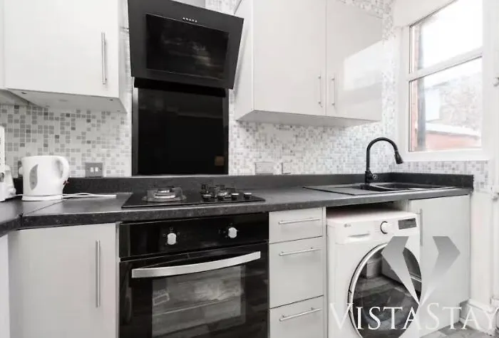 3br, Pool Table, Dart Board By Vista Short Lets Дом отдыха Манчестер