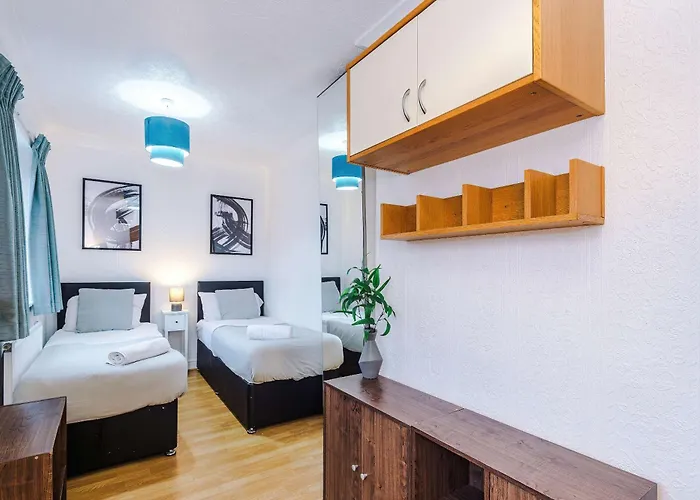 Prázdninový dům Luxury 5br Near Airport Wifi Manchester