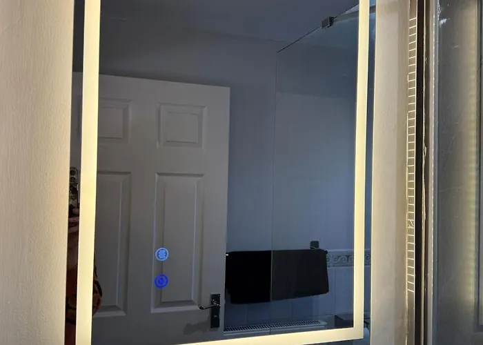 Holiday home Stunning House In Chorlton