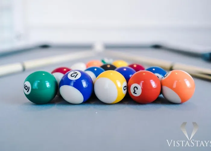 3br, Pool Table, Dart Board By Vista Short Lets * Манчестер