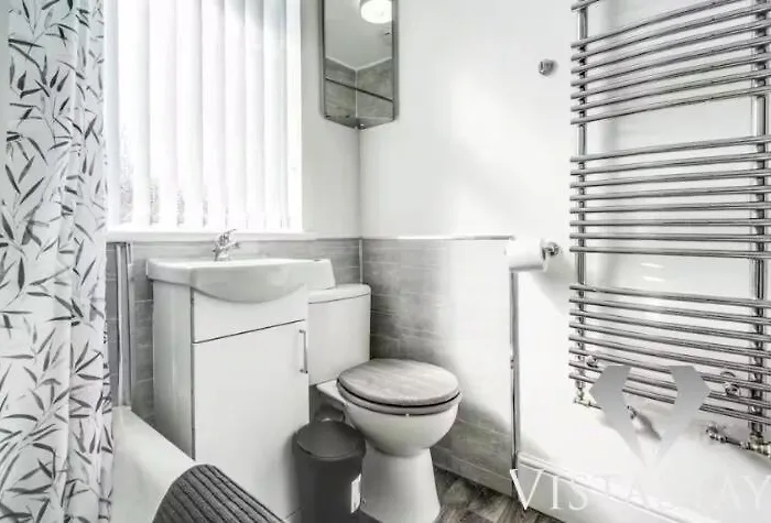 Дом отдыха 3br, Pool Table, Dart Board By Vista Short Lets *