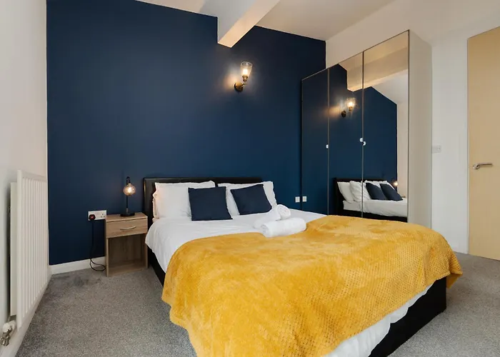 Chic 3bd Abode With Pool Table - Etihad - Coop Live - Free Parking مانشستر