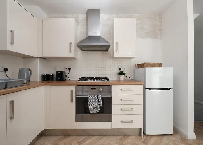 Chic 3bd Abode With Pool Table - Etihad - Coop Live - Free Parking مانشستر