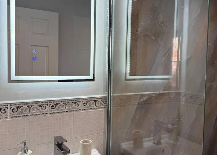 Stunning House In Chorlton * Manchester