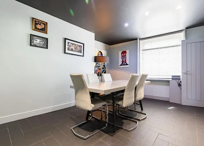 The Gallery On Swan Street Apartment Manchester