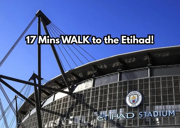 Free Parking, Large House For Contractors & Families, Sleeps 5, 5 Mins To Etihad Stadium マンチェスター