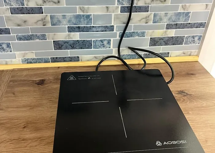 Cosy - 15 Mins Drive To Daire Manchester