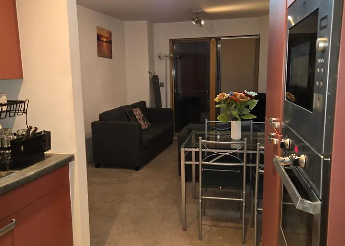 Cosy 2 Bedroom شقة مانشستر