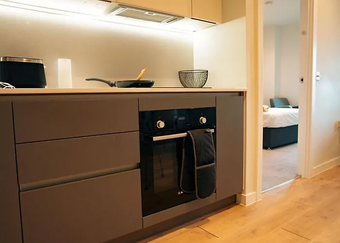 Luxury Sky 2 Bedroom 2 Bathroom Centre 아파트