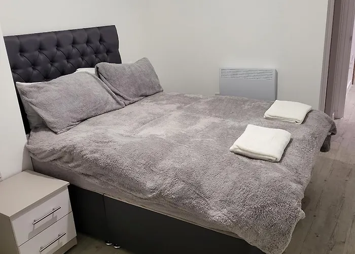 Pleasant 2 Bedroom In Salford Quays 아파트 맨체스터