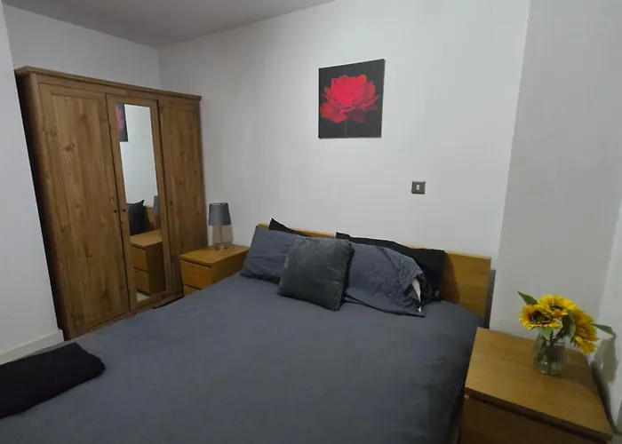 Cosy 2 Bedroom * مانشستر