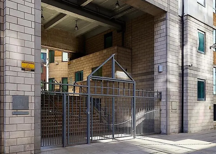 Luxury 2-bed Penthouse In Deansgate I Free Parking * Manchester