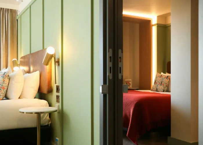 The Reach At Piccadilly, Manchester, A Tribute Portfolio 4* Manchester