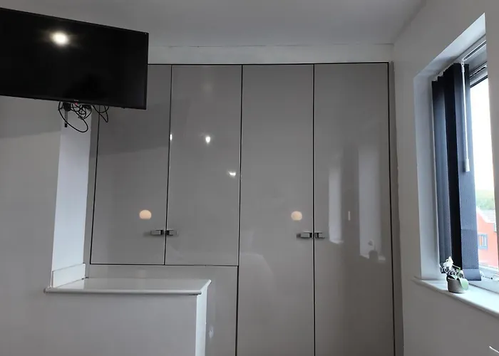 Stylish In Vibrant Salford, Manchester! * マンチェスター