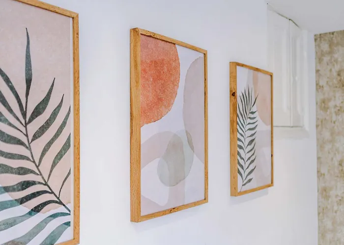 3 Bed House - Free Parking - Free Wifi * Manchester