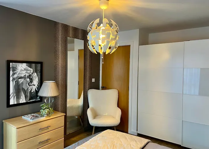 Daire Serviced Near Ao Arena *