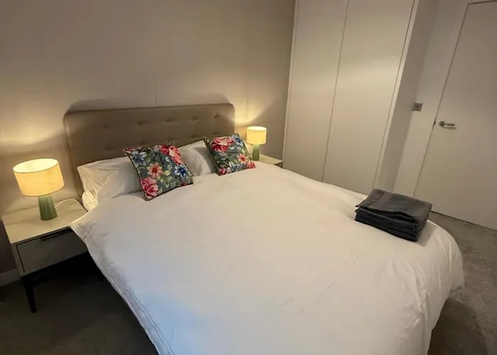 J&e Modern Luxury Apartment *