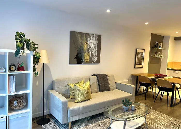 Serviced Near Ao Arena * Manchester