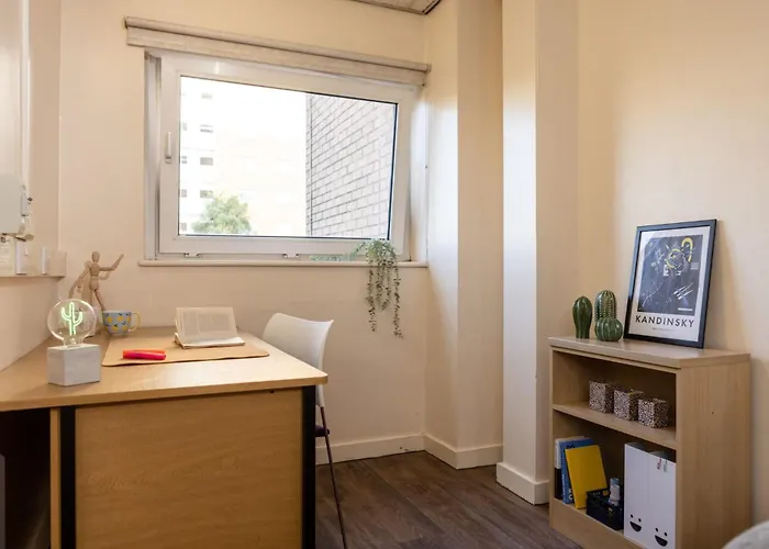 John Lester And Eddie Colman Courts In Salford Apartamento Mánchester