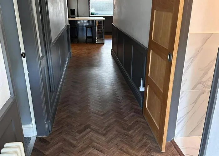 別荘 5Br Manchester Home W Jacuzzi Parking Gar…