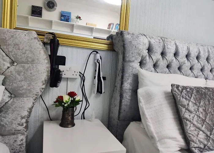 Clayton Homestay szállás *