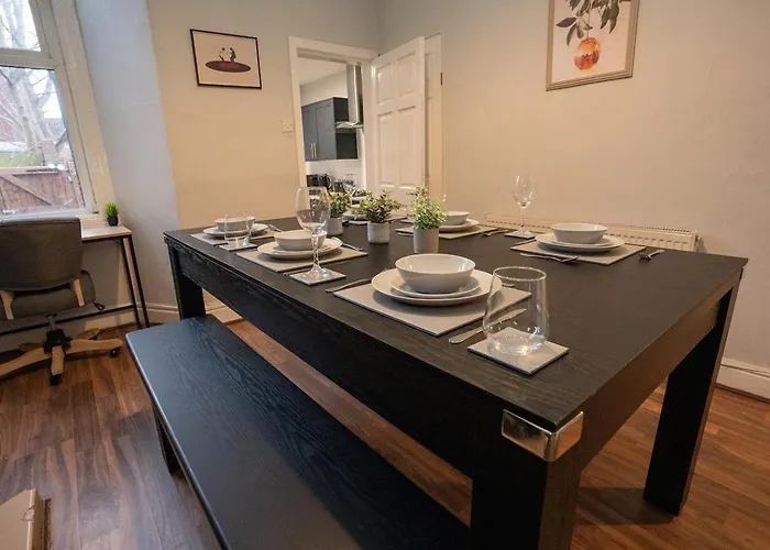 Free Parking Ao Arena Old Trafford 3 Bedroom *