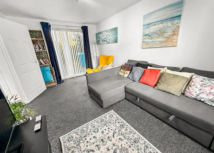 New Getaway - Free Gated Parking With Fob Manchester