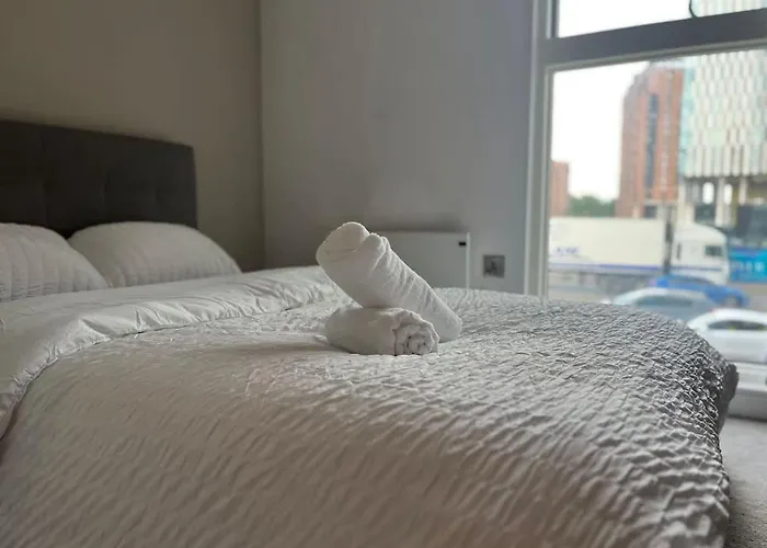 Apartamento Joyful Group - Stylish 2br Retreat On Regent Road