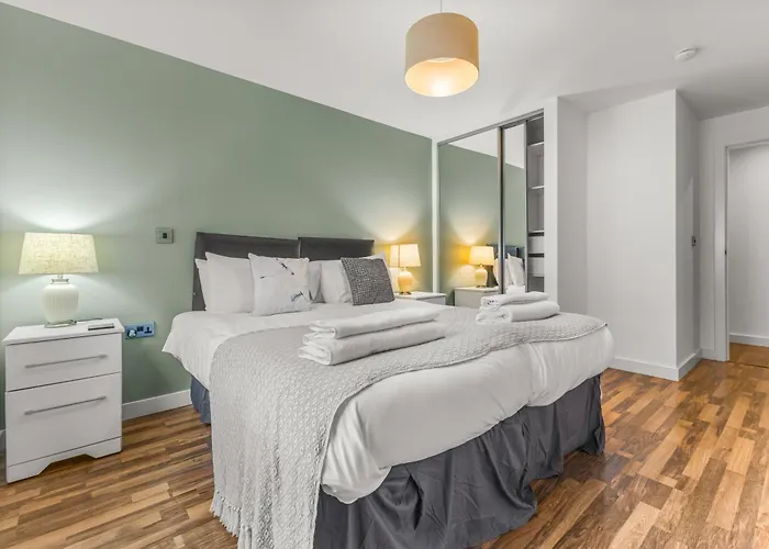 Bloom - Centre - Gated Parking Manchester