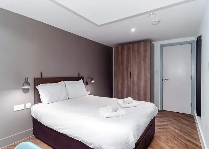 Modern 3bed Flat In W Security Manchester