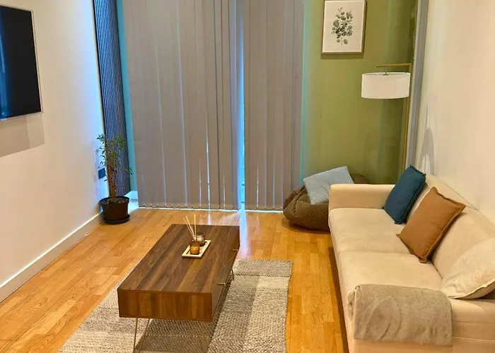 - Next To Ao Arena - With Parking Apartamento *