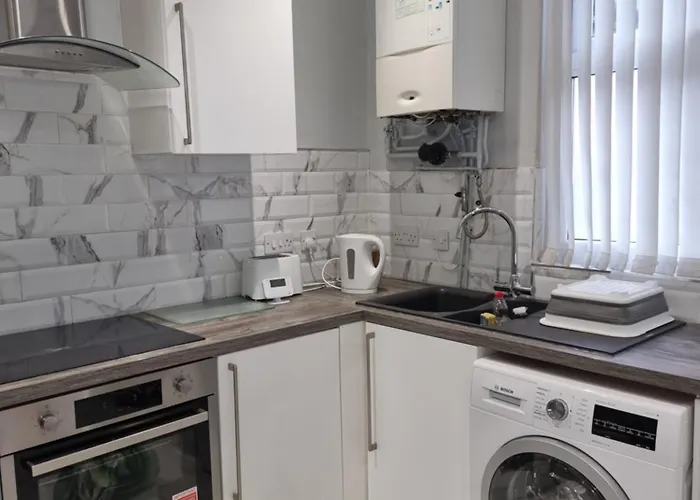 Apartment Newly Refurbished 2- Bed Stylish Manchester