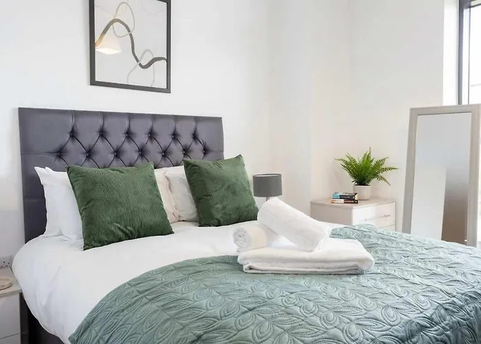 Contemporary In * Manchester