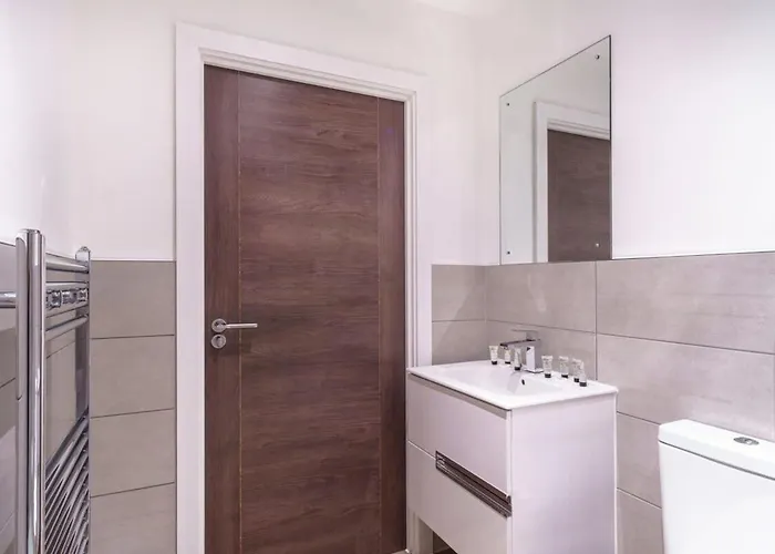 Apartment Zeni, Alexandra Rise Sleek