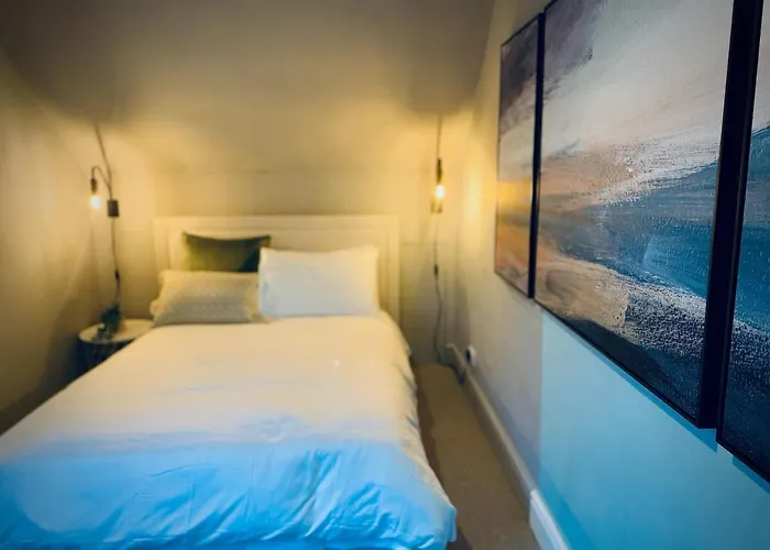 Chorlton Stylish & Convenient Manchester