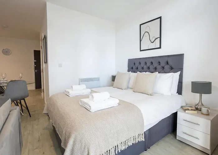 Contemporary In Apartment